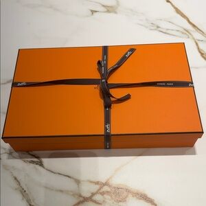 Hermès Orange Gift Box with Ribbon 15x9x3
